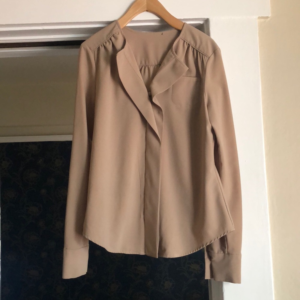 Minimalist tan button-down. Sizetag removed. Small